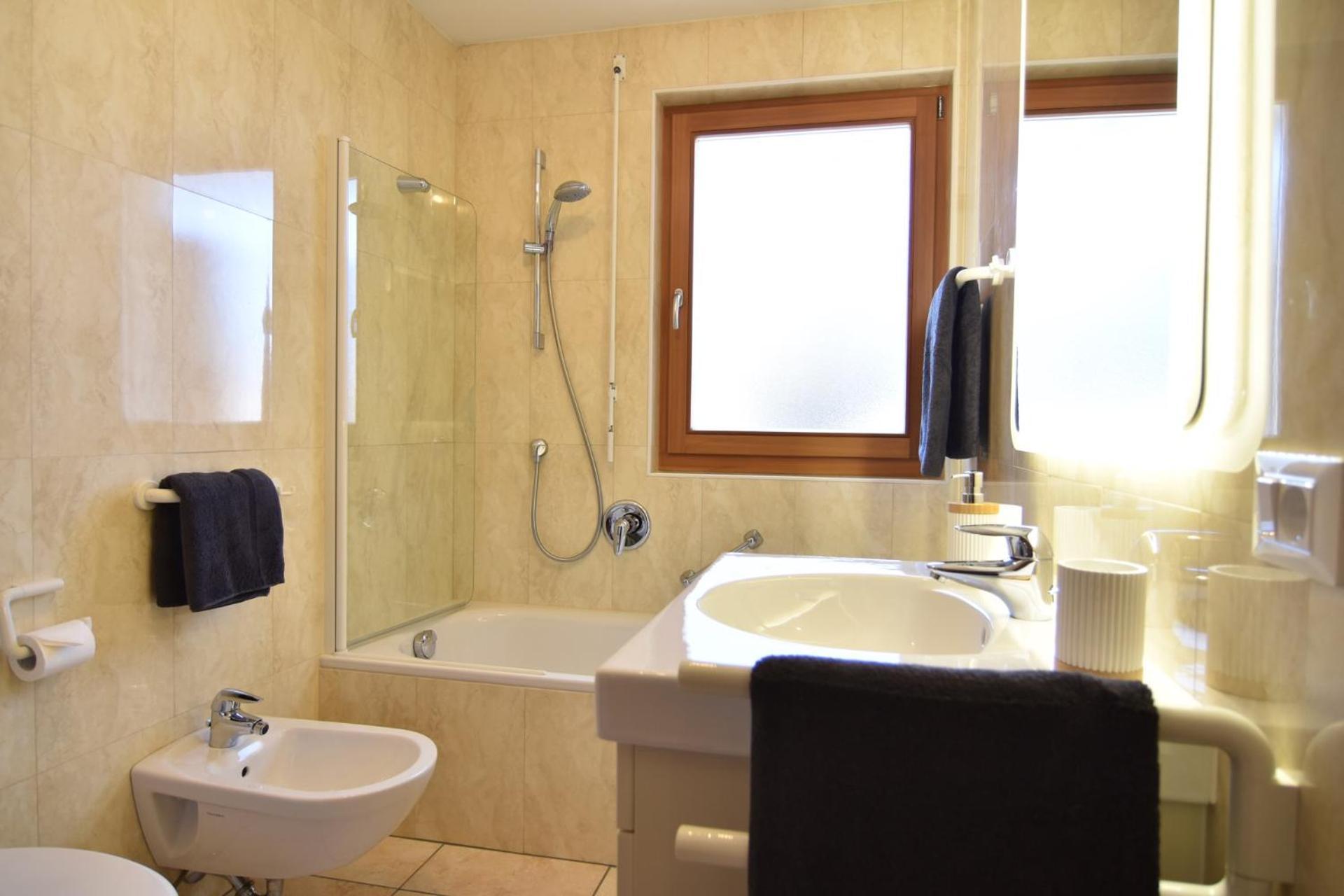 T&B Mountain View Apartment Monguelfo-Tesido / Welsberg-Taisten Luaran gambar